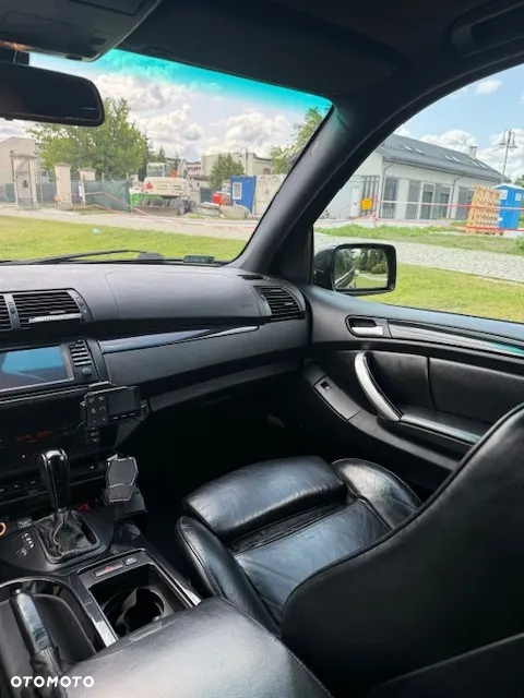 BMW X5 4.6is - 13
