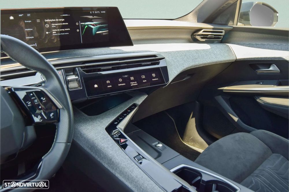 Peugeot E-3008 73 kWh GT - 9