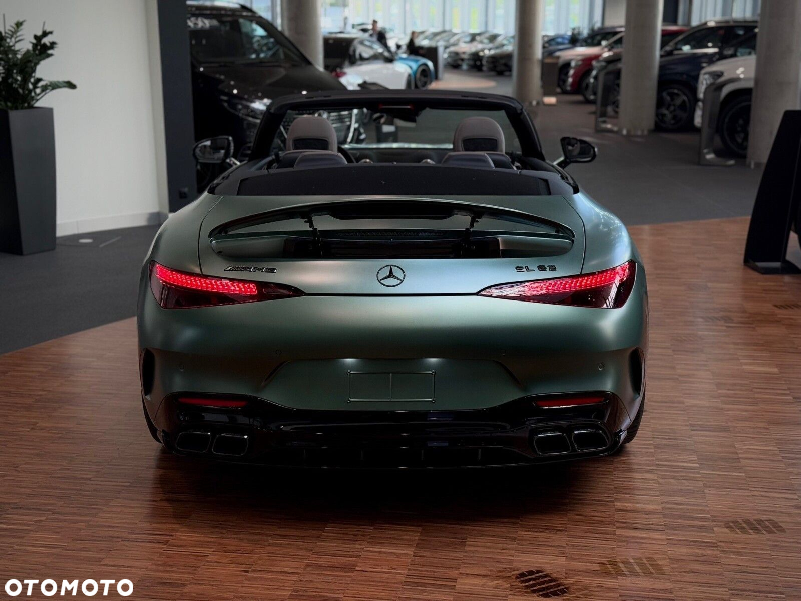 Mercedes-Benz SL - 15