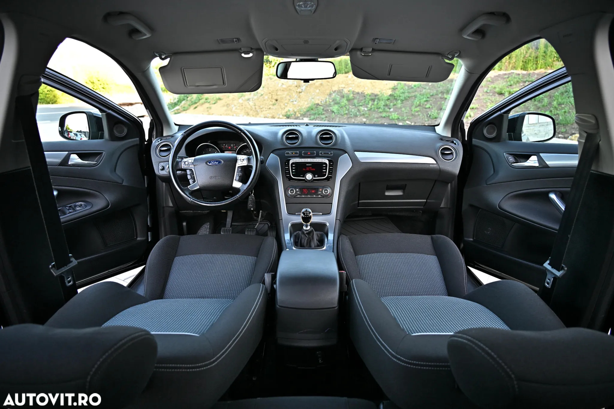 Ford Mondeo 1.6 TDCi Ambiente - 19
