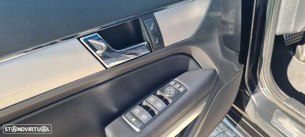 Mercedes-Benz E 250 CDI DPF BlueEFFICIENCY 7G-TRONIC Avantgarde - 25