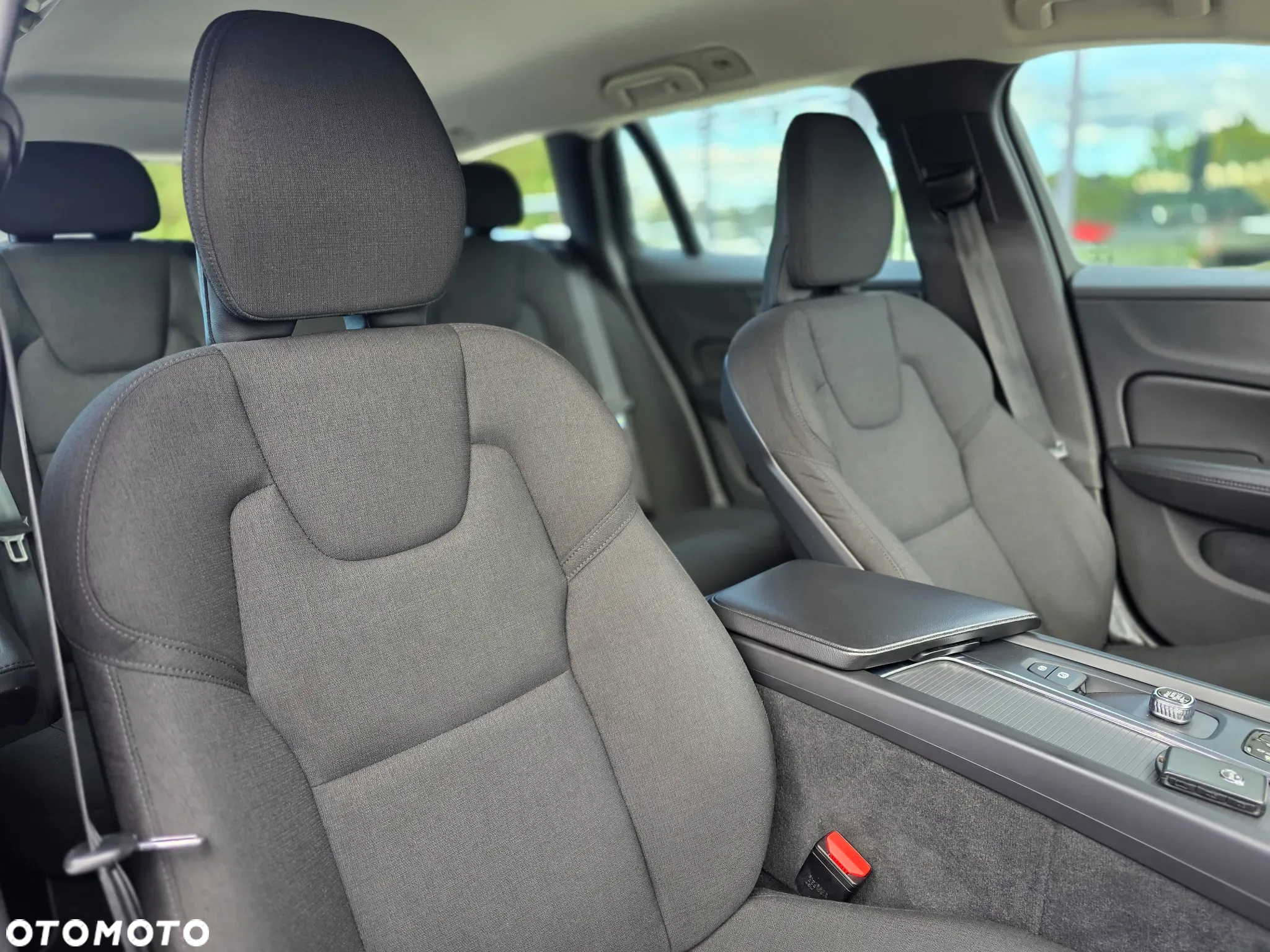 Volvo V60 B3 B Momentum Core - 30