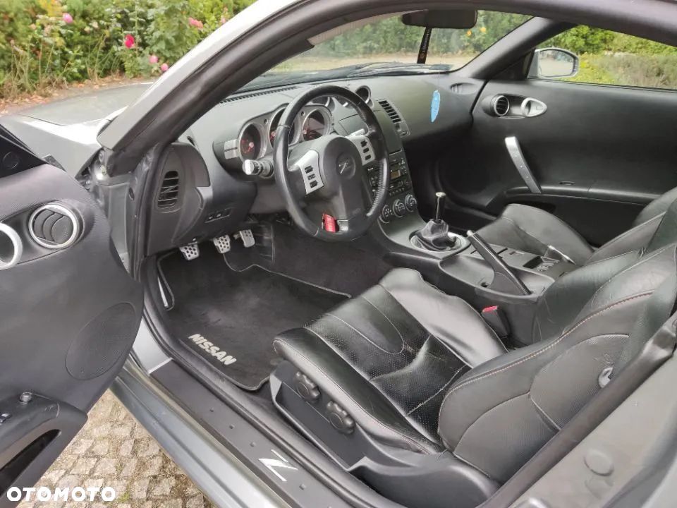 Nissan 350 Z 3.5 V6 - 18
