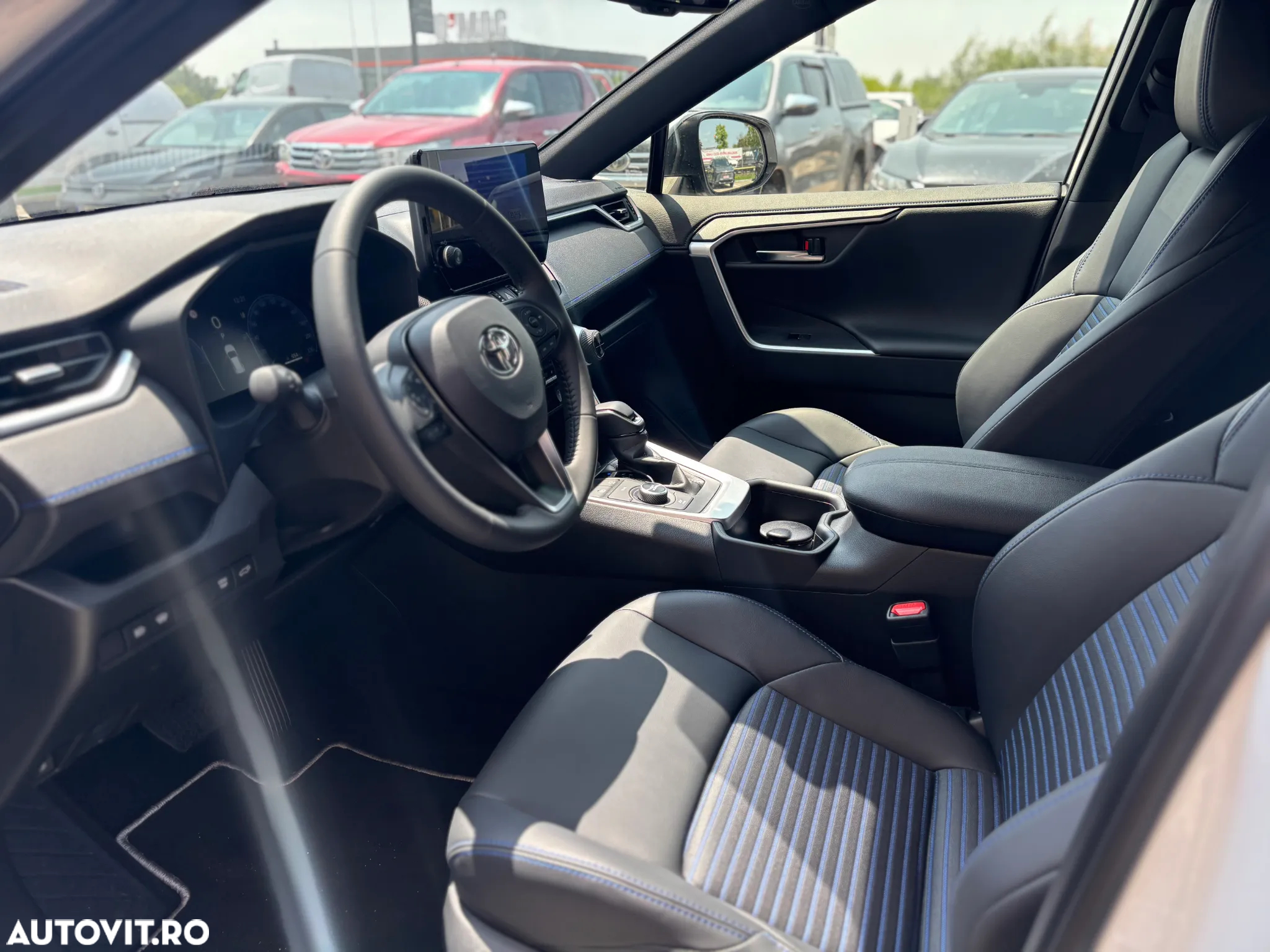 Toyota RAV4 2.5 Hybrid VVT-iE 4x4 Exclusive Bi-Tone - 10