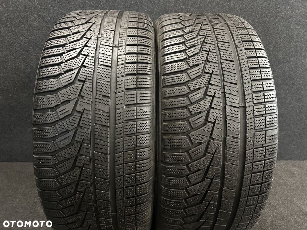 Opony zimowe Hankook WinterIcept EVO 2 245/45/18 100V XL 2szt. - 1