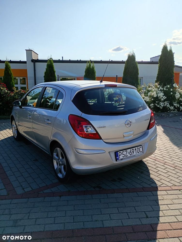 Opel Corsa 1.2 16V Enjoy - 3