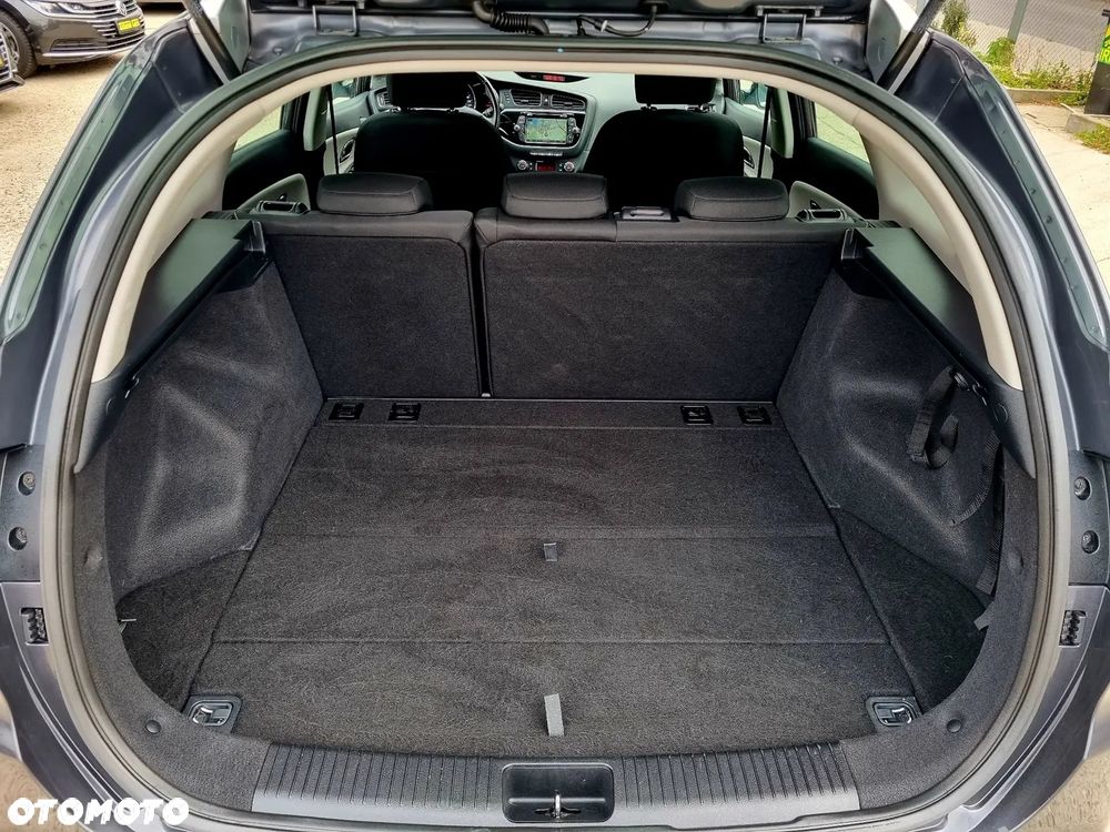 Kia Ceed Cee'd 1.6 Crdi L - 13