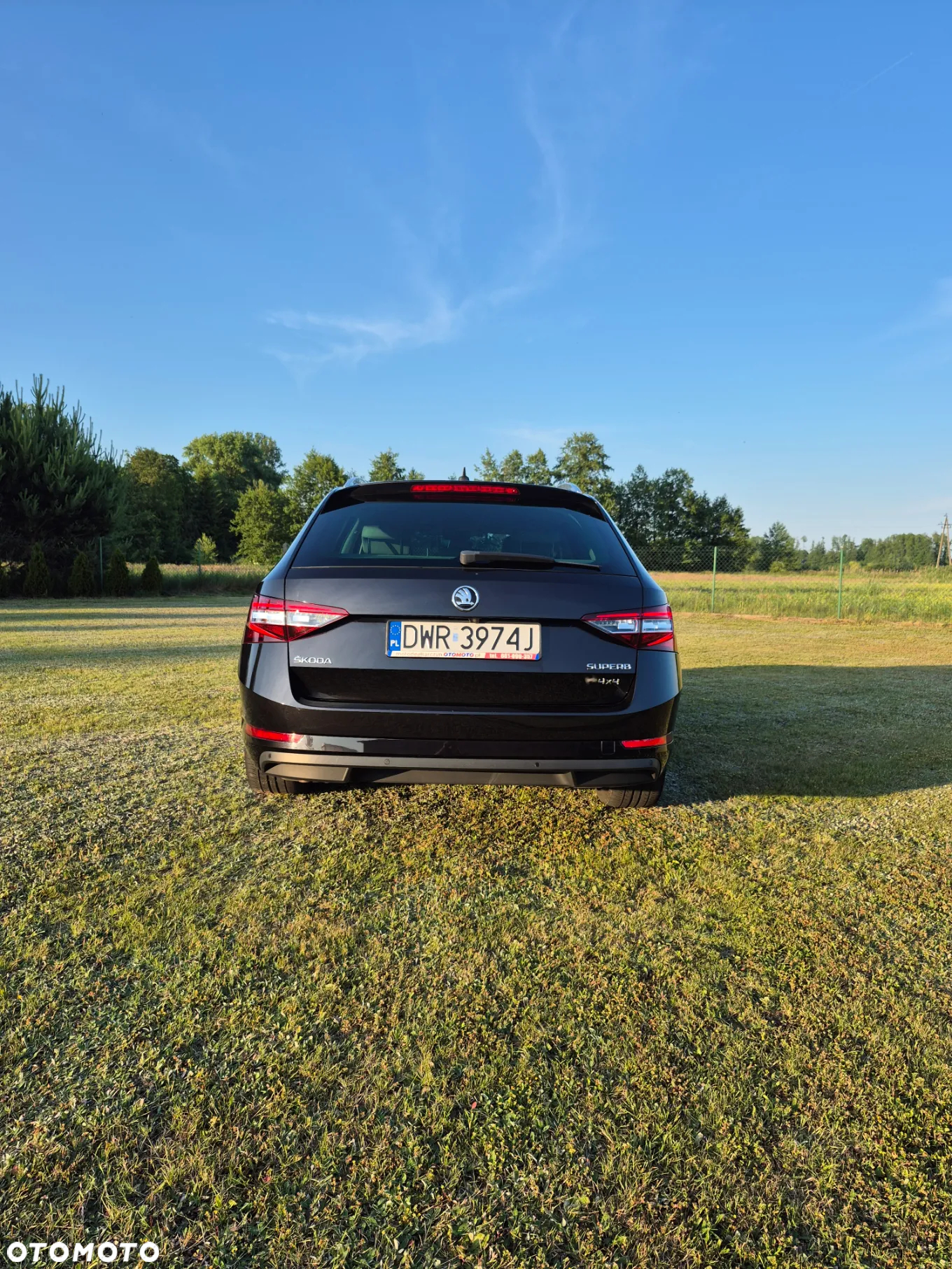 Skoda Superb 2.0 TDI 4x4 L&K DSG - 17