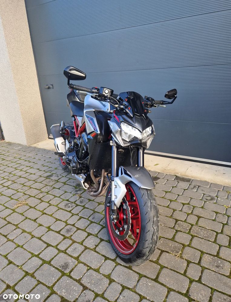 Kawasaki Z 900 - 6