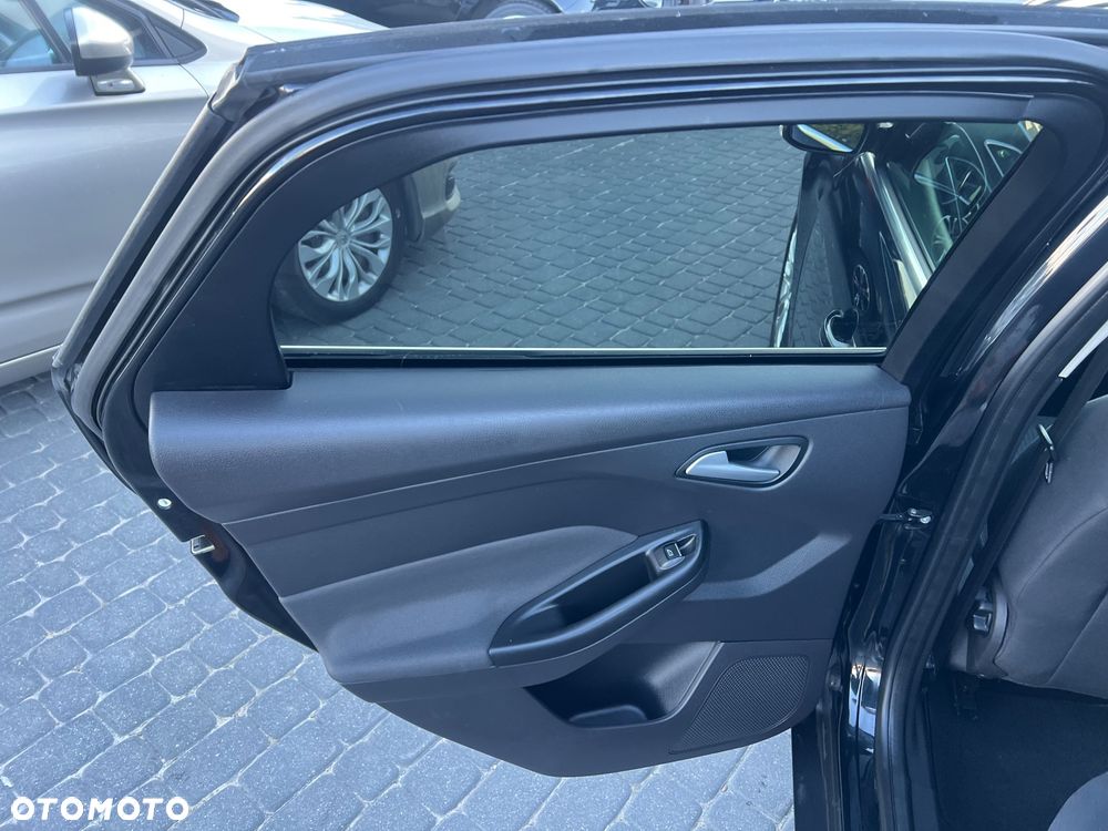 Ford Focus - 17