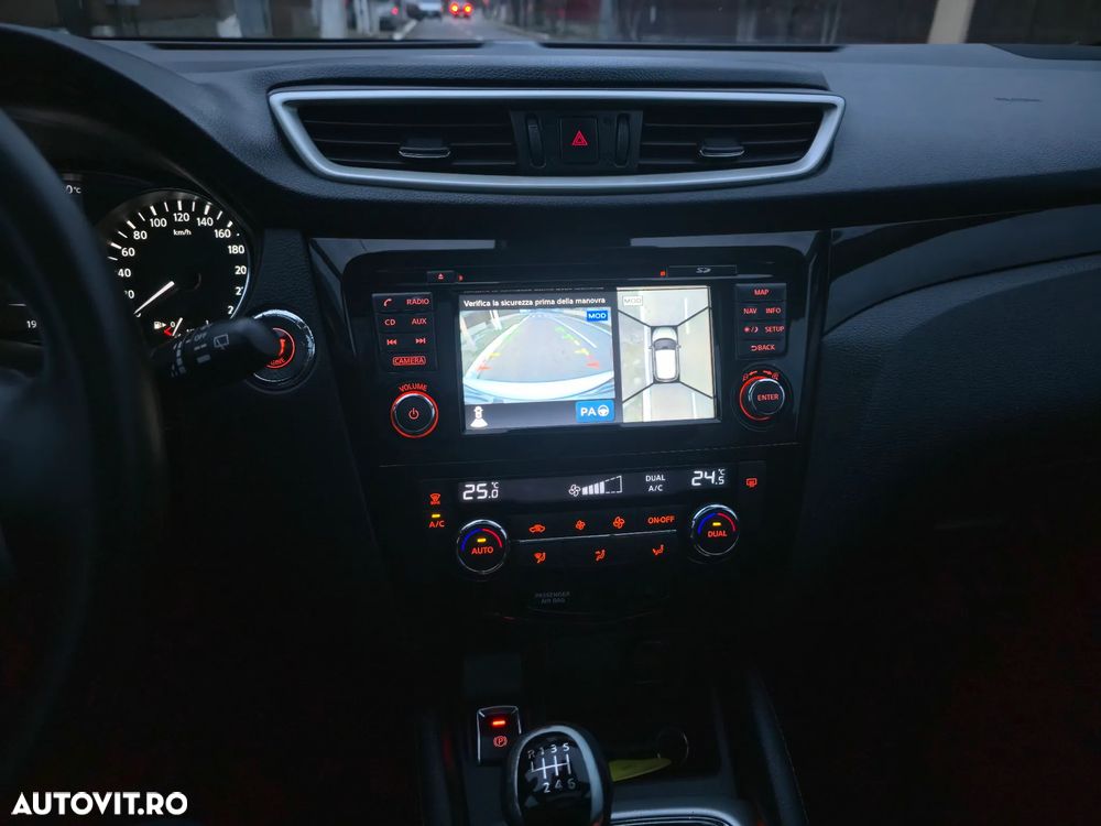 Nissan Qashqai 1.5 DCI TEKNA+ - 10