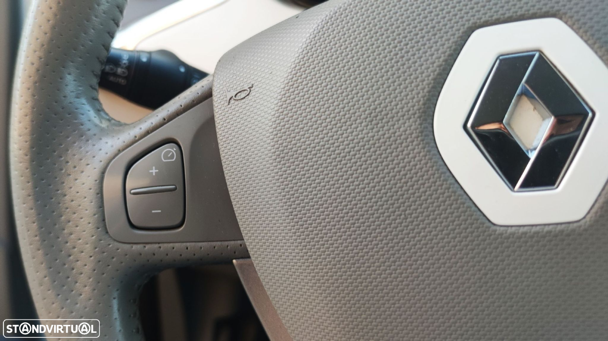 Renault Zoe - 14