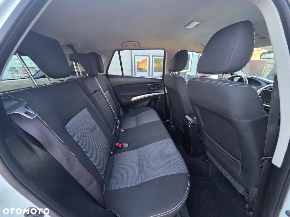 Suzuki SX4 S-Cross 1.6 DDiS 4x4 Comfort - 19