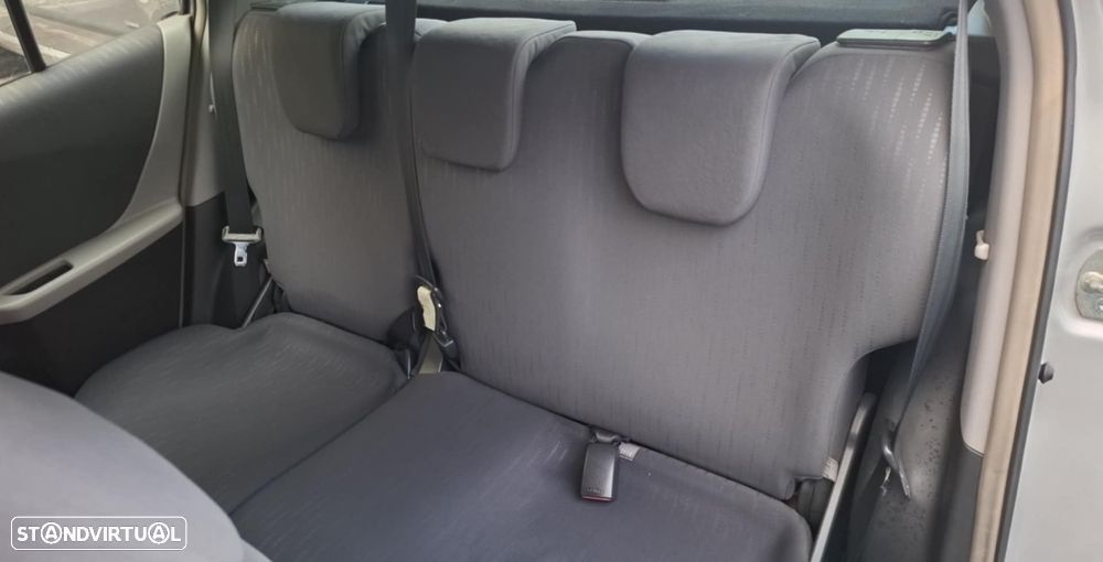 Toyota Yaris 1.33 VVT-i Comfort+AC - 12