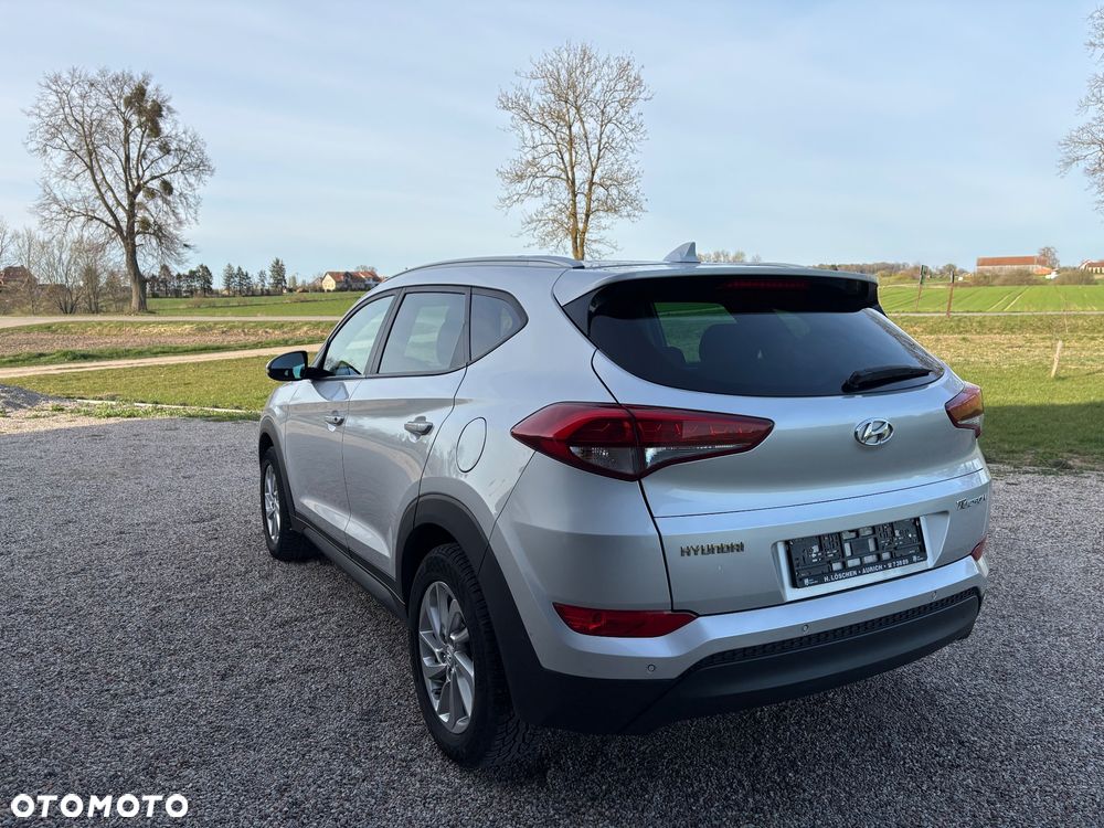 Hyundai Tucson blue 1.7 CRDi 2WD Style - 9