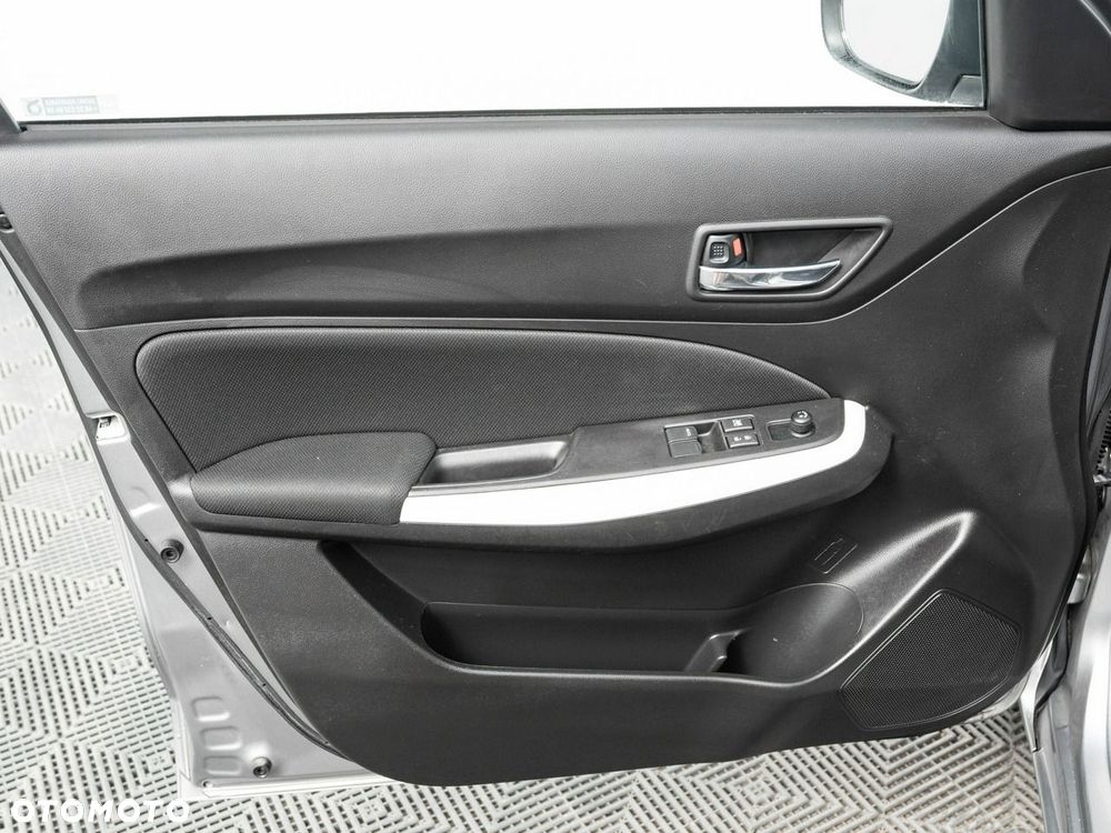Suzuki Swift - 10