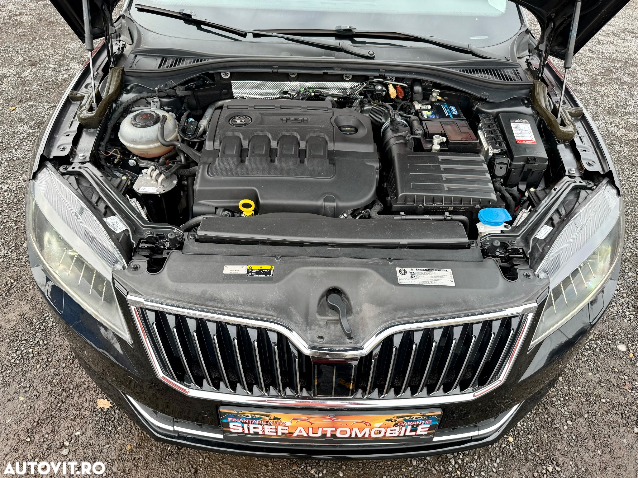 Skoda Superb 2.0 TDI DSG Premium Edition - 12