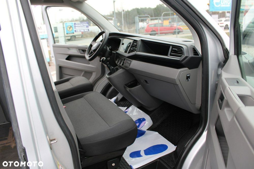 Volkswagen Transporter - 21