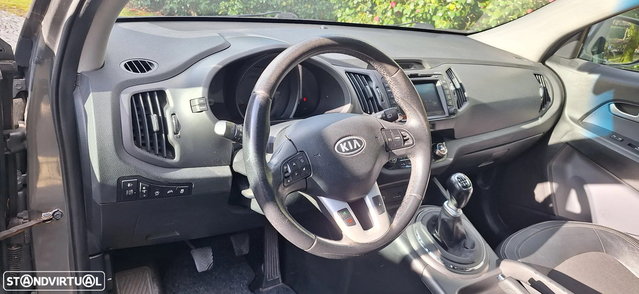 Kia Sportage 1.7 CRDI ISG EX - 8