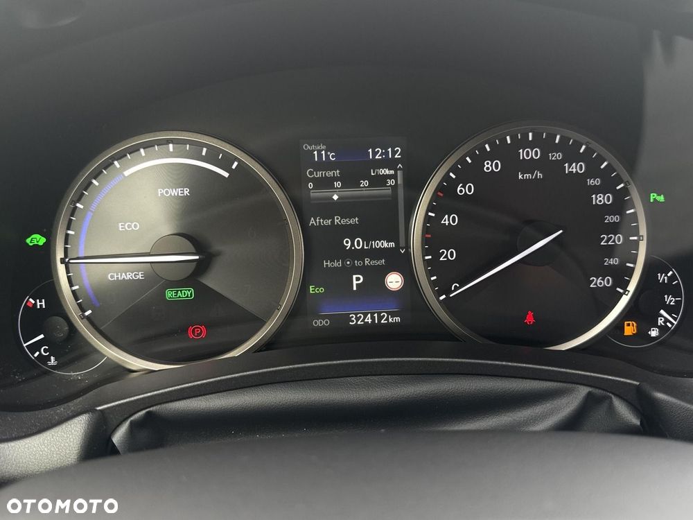 Lexus NX 300h F Impression AWD - 11