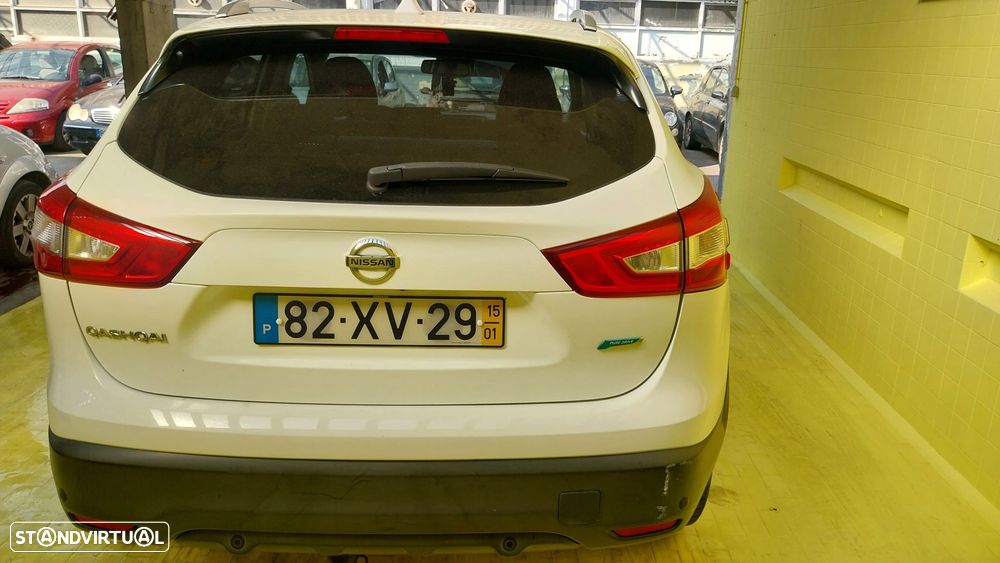 Nissan Qashqai 1.5 dCi N-Connecta 18 - 17