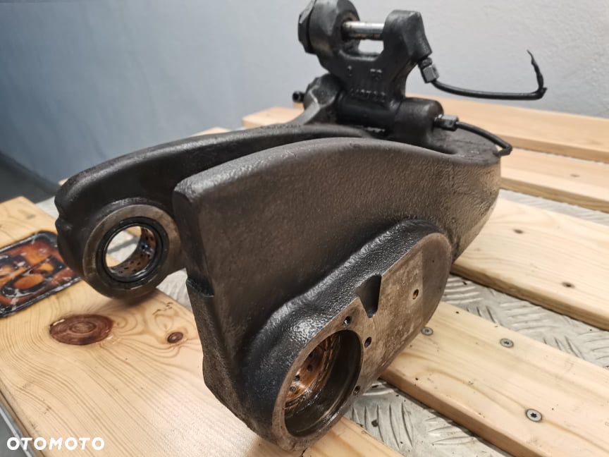 Wahacz McCormick XTX ..... {Carraro górny lewy} - 3