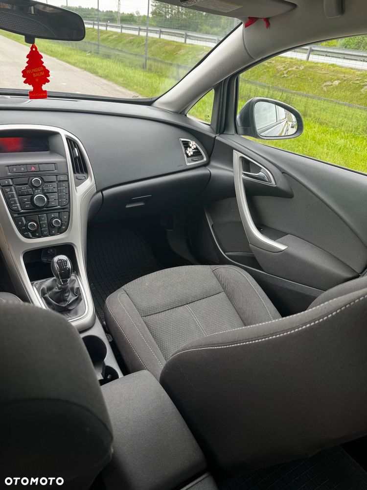 Opel Astra - 8