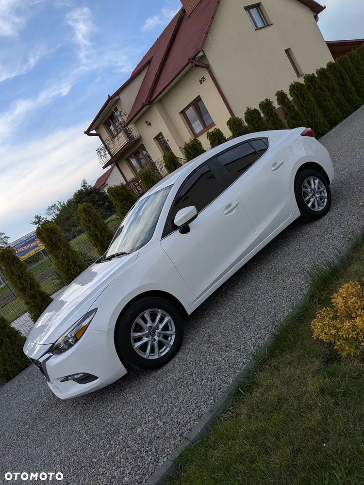Mazda 3 - 5
