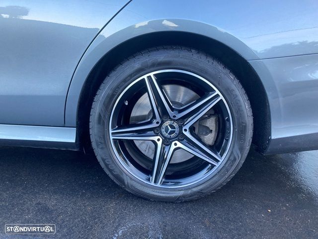 Mercedes-Benz E 300 de 9G-TRONIC AMG Line - 11