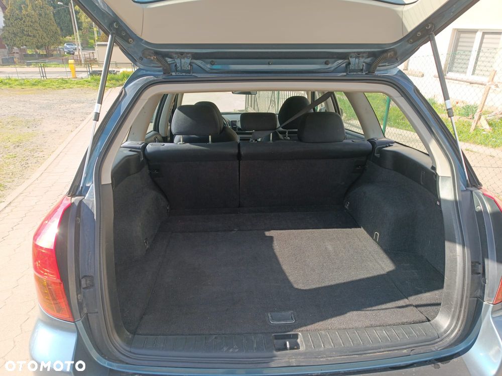 Subaru Legacy 2.0R Trend - 9
