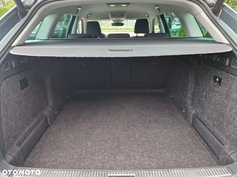 Skoda Superb 2.0 TDI Active DSG - 17