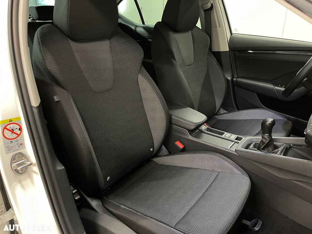 Skoda Octavia 2.0 TDI Ambition - 10