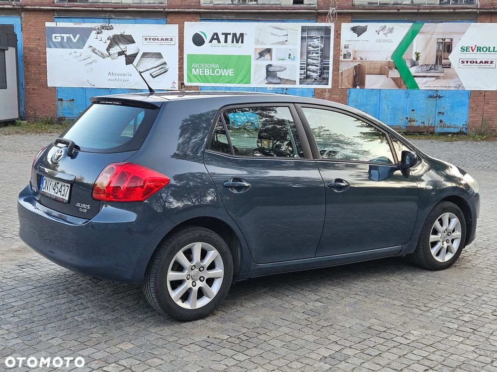 Toyota Auris 1.4 D-4D Life+ - 2