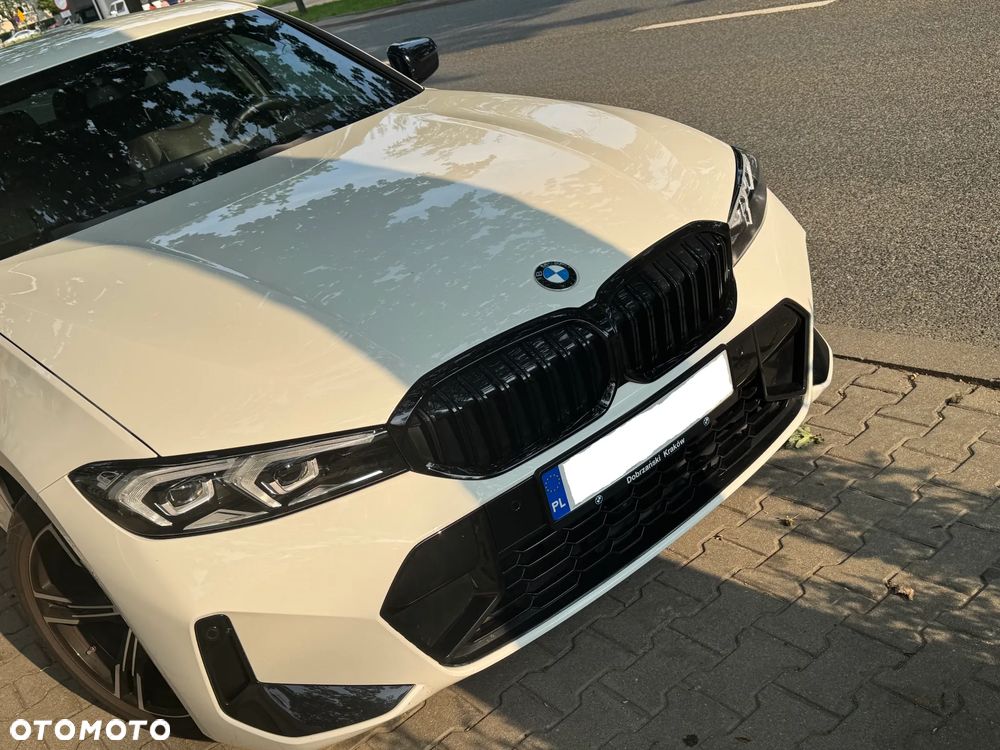 BMW Seria 3 318i M Sport - 11
