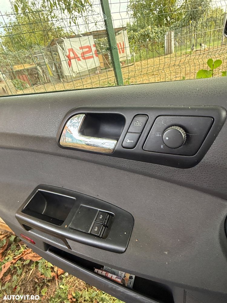 Volkswagen Polo - 12