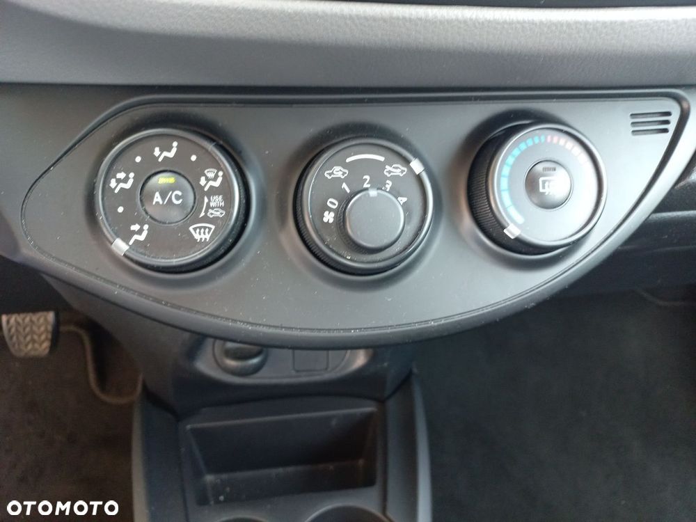 Toyota Yaris - 20