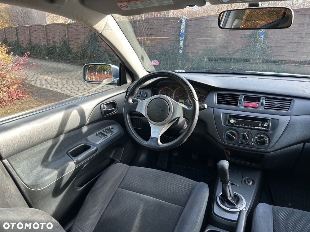 Mitsubishi Lancer 1.6 Sport - 19