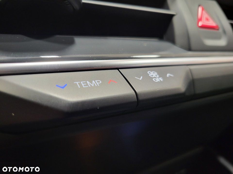 Kia K4 - 16