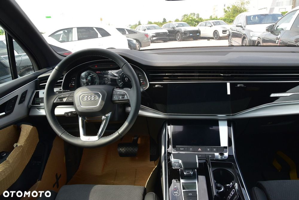 Audi Q7 - 9