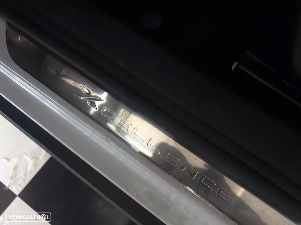 SEAT Arona 1.0 TGI XCELLENCE - 18