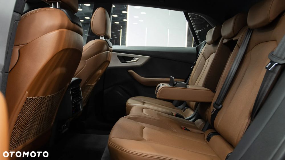 Audi Q8 55 TFSI quattro tiptronic - 19