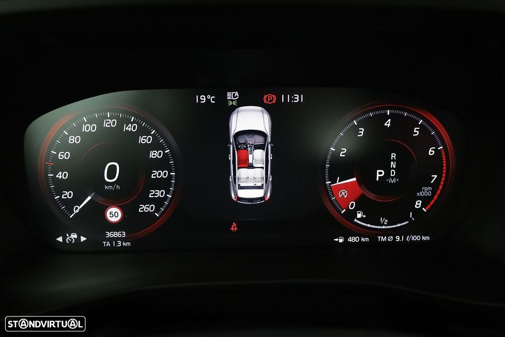 Volvo XC 40 1.5 T2 Plus Dark Auto - 16