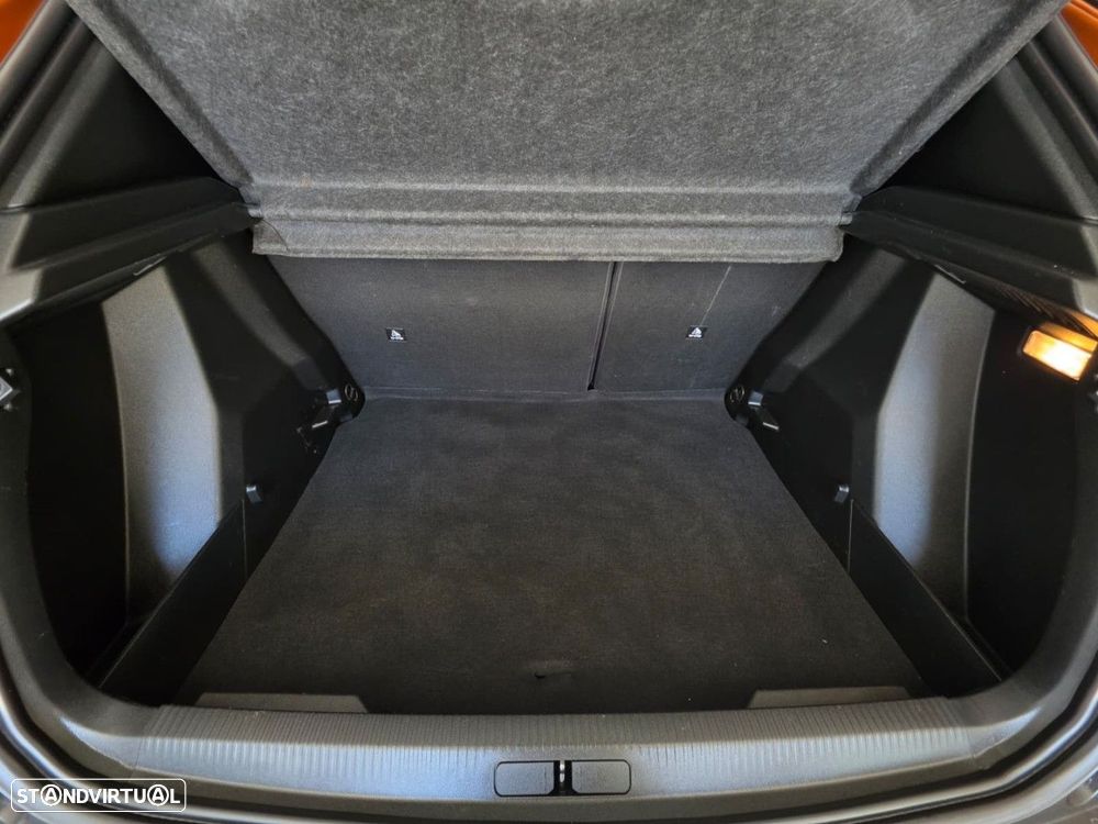 Peugeot 2008 PureTech 100 Active - 17
