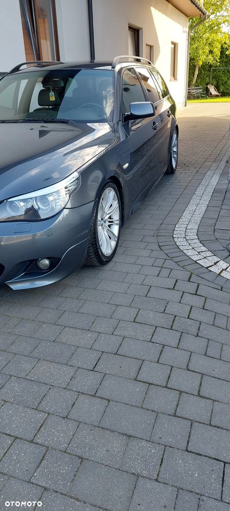 BMW Seria 5 525d Edition Sport - 11