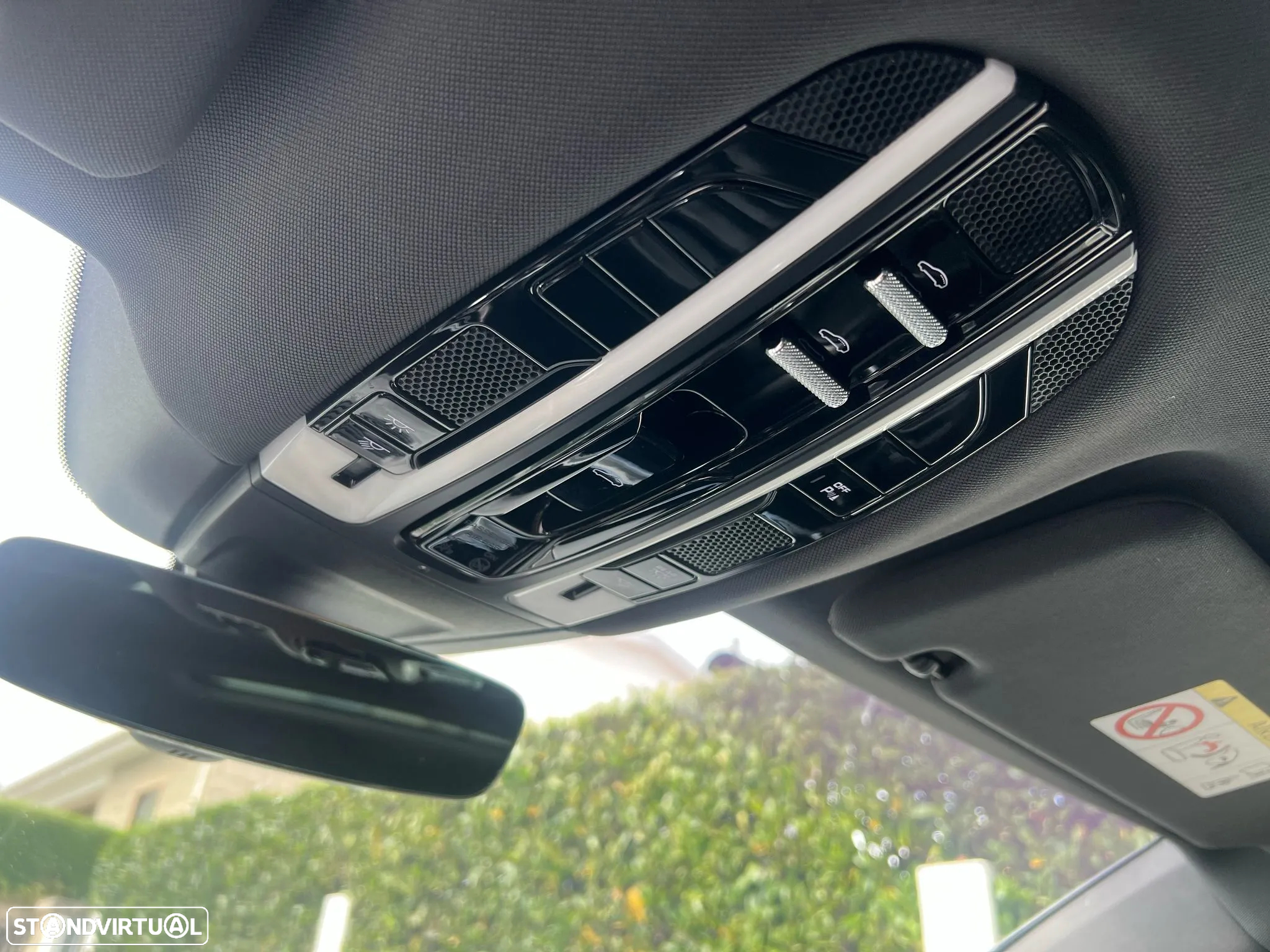 Porsche Panamera 4 E-Hybrid Executive - 18