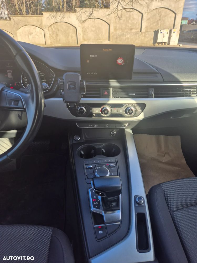 Audi A4 2.0 TDI S tronic - 7