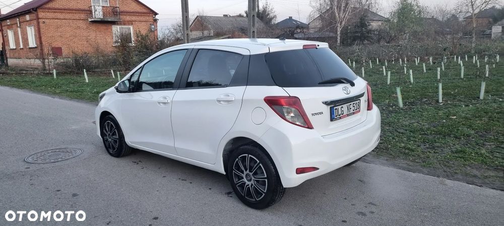 Toyota Yaris 1.33 VVT-i Edition 2014 - 5