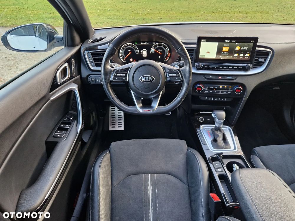 Kia ProCeed 1.6 CRDi DCT7 SCR GT LINE - 32