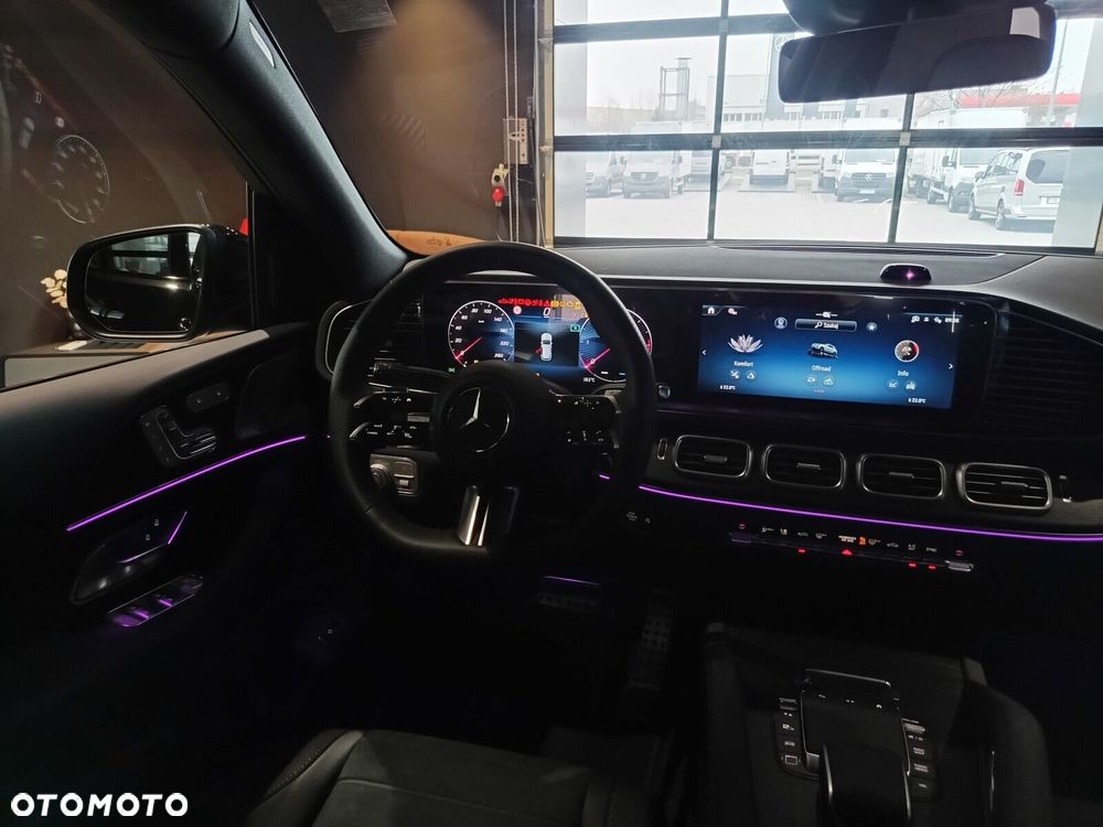 Mercedes-Benz GLE - 12