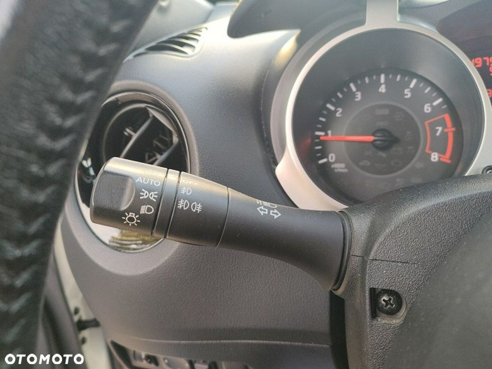 Nissan Juke - 25